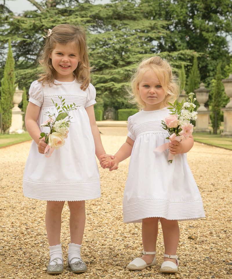 16-vestido-de-dama-de-honra-branco-perninhas-de-fora